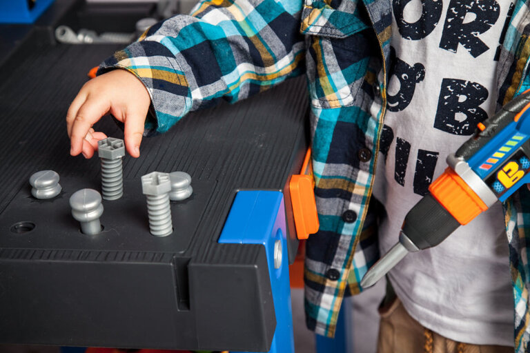 banco di lavoro per bambini