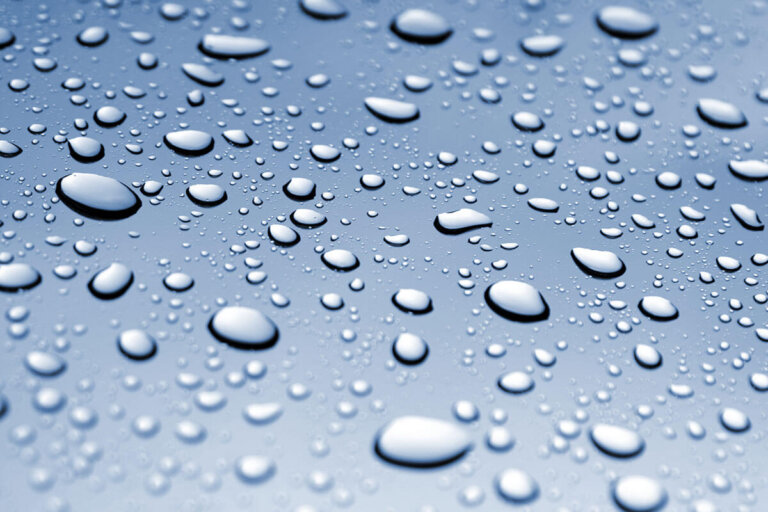 trattamento vetri antipioggia