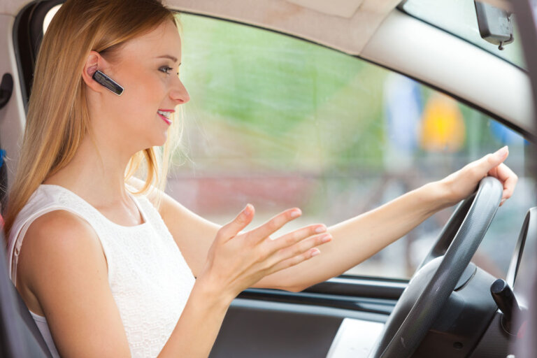 vivavoce Bluetooth per auto